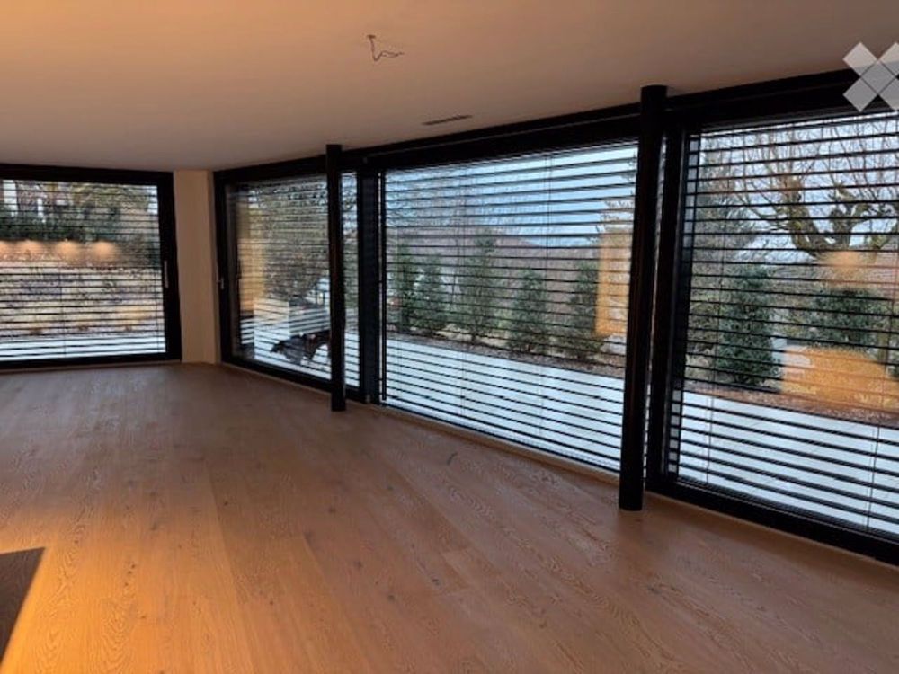 Neubau-Wohnung mit 172m2 Wohnfläche und zwei grossen Bastelräumen/Kellern - Bild 7