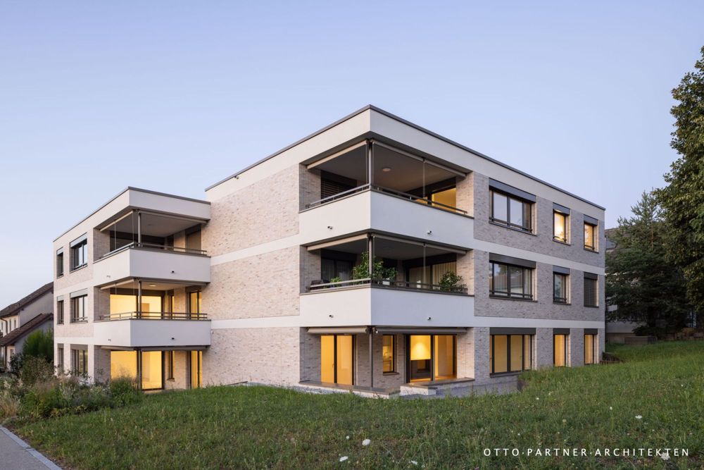Moderne 4.5-Zimmer Neubauwohnung mit Gartensitzplatz - Bild 1