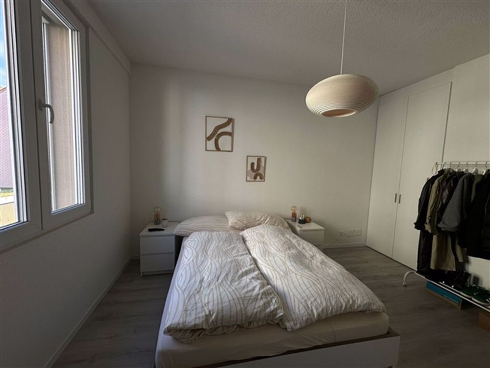 St-Imier, prächtiger Neubau mit grossem Balkon - Bild 8