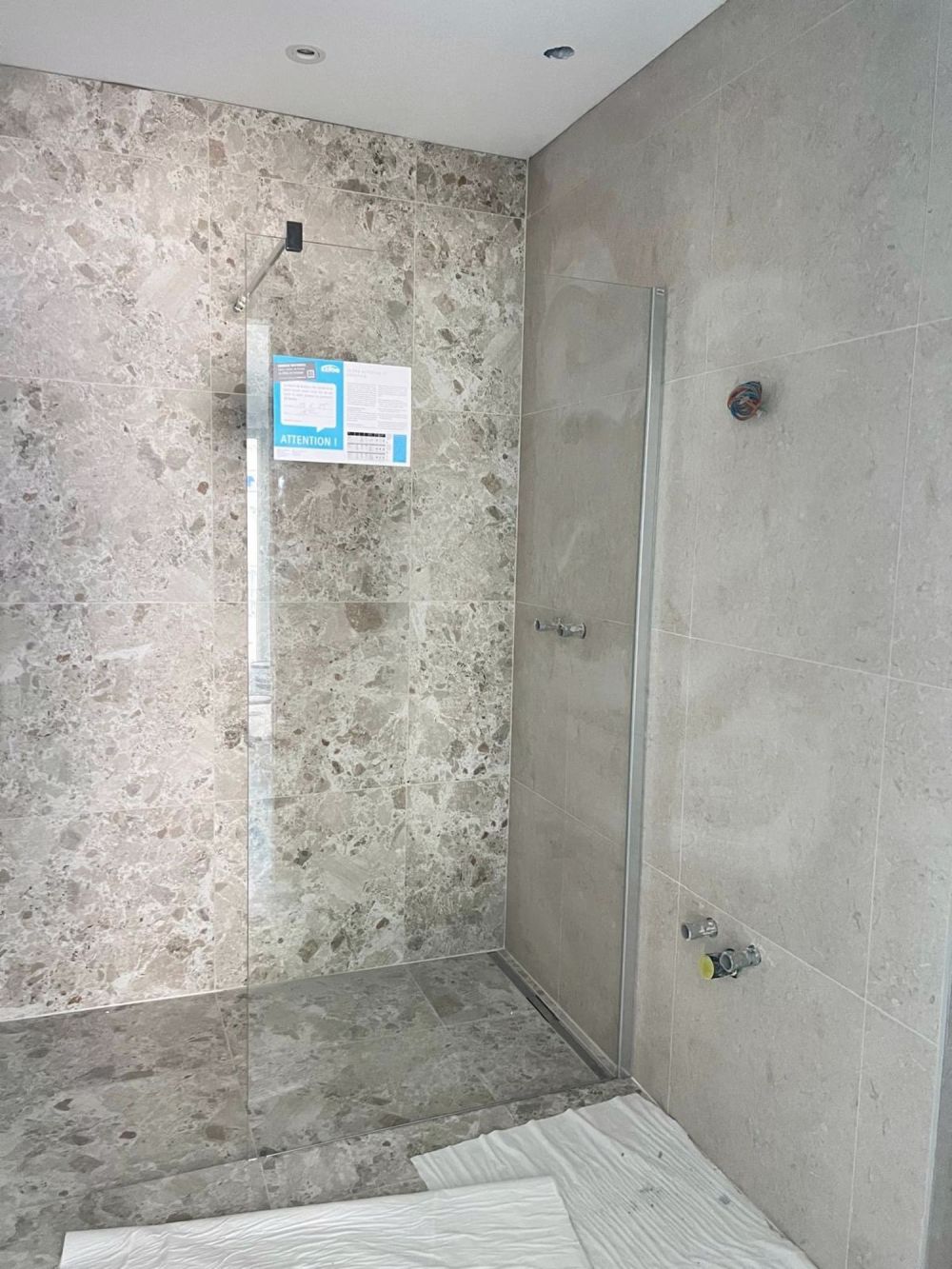 Schönes 2.5-Zimmer-Apartment in neuem Gebäude in Martigny - Bild 7