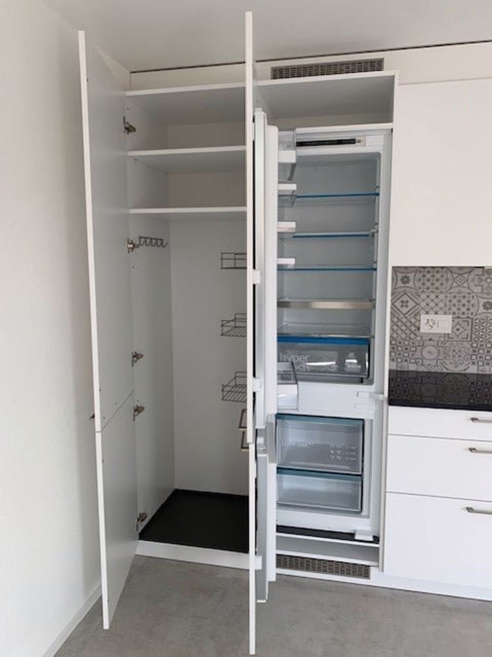 Sehr helles 2,5-Zimmer-Appartement 63 m2, Neubau, Südausrichtung, Loggia und Parkplatz - Bild 10