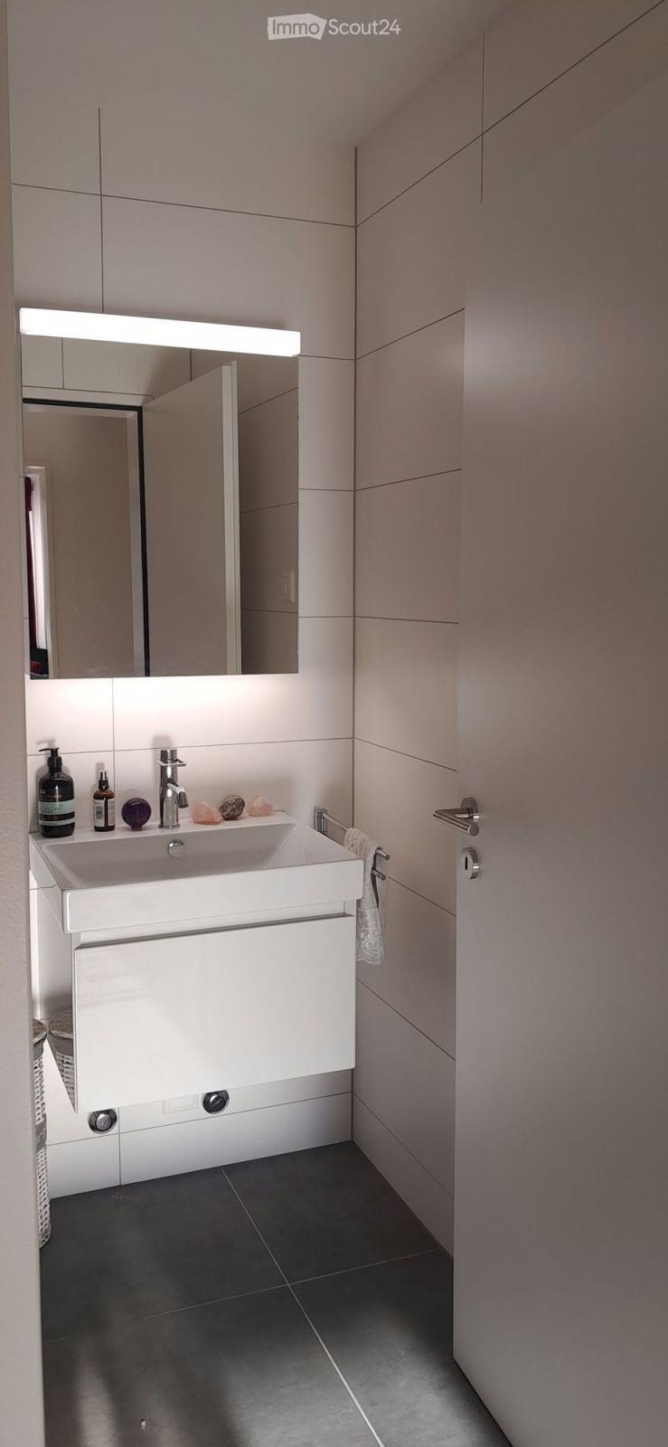Moderne 3.5-Zimmer-Wohnung (Neubau) mit Balkon und Gartenblick in Rüti ZH - Bild 6