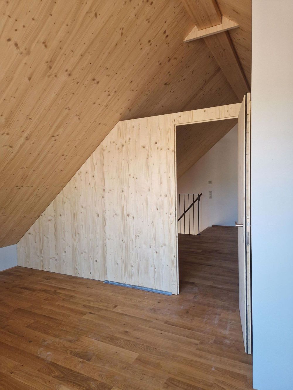 Schöne 4-Zimmer-Maisonette-Wohnung an bester Lage in Sissach - Bild 9