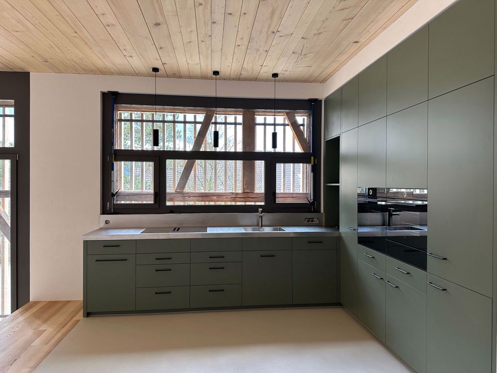 4.5-Zimmer-Maisonette-Wohnung in alter Weinbauernscheune in Küsnacht - Bild 9