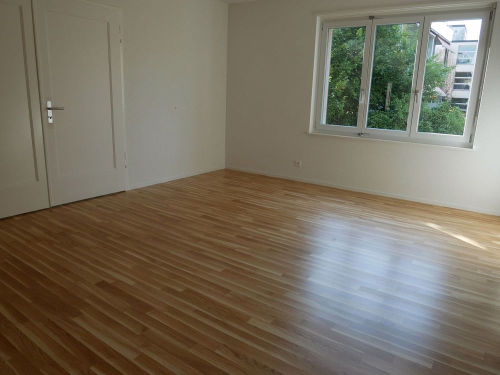 BERNE - GRYPHENHÜBELIWEG 26 - 4 + 1 ZIMMERWOHNUNG IM 2. STOCKWERK - Chambre sud communicante avec le séjour