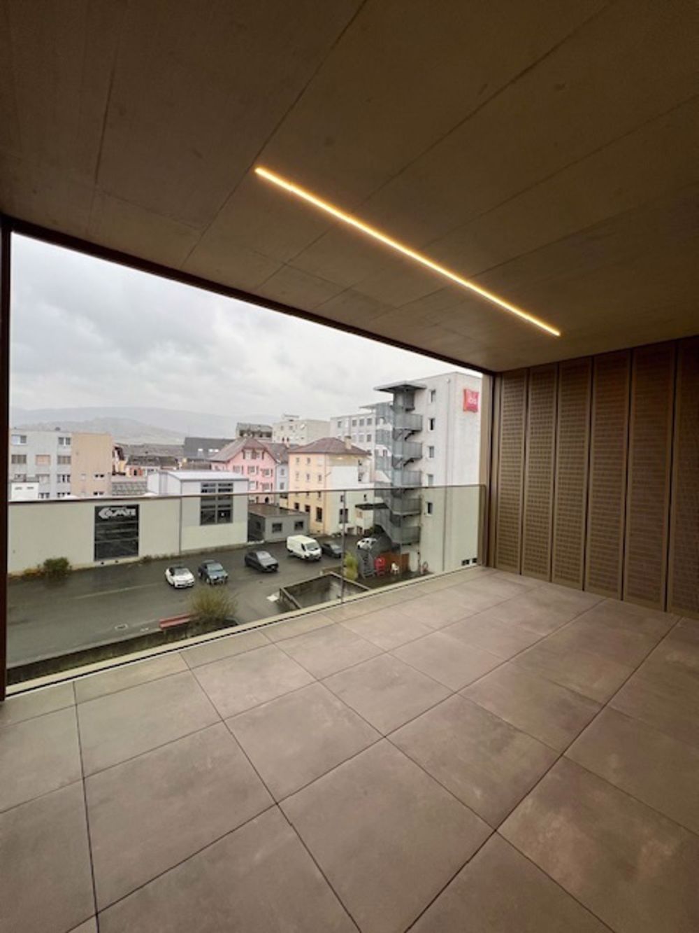 A louer Magnifique Appartement de 3.5 picès. en PPE au 3em étage. - Bild 10