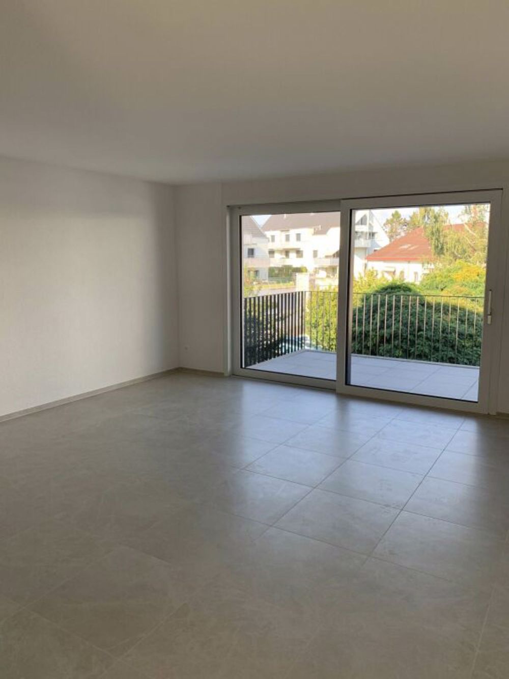 3½-Zimmerwohnung mit Balkon in Studen - Bild 2