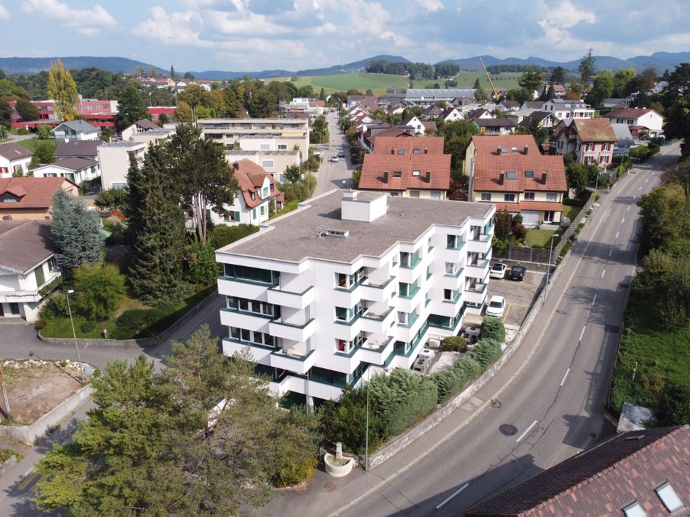 ERSTBEZUG - grosszügige 4.5 ZWG mit Loggia - DJI_0130.JPG