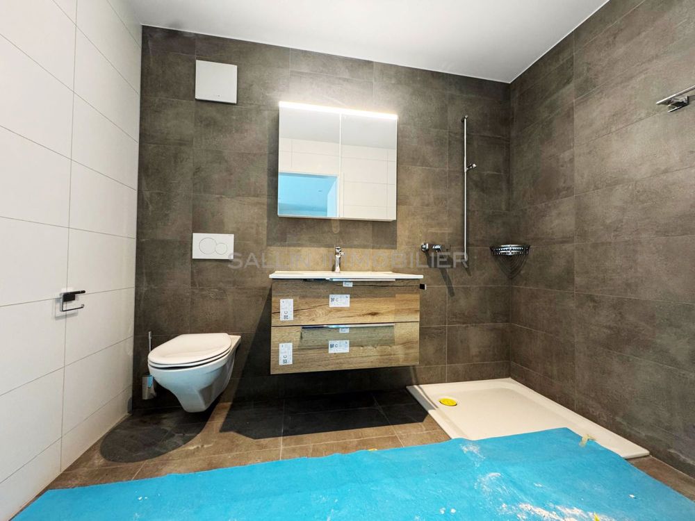 Lumineux appartement de 2½ pièces au 2ème étage avec pl. de parc int. - Bild 8