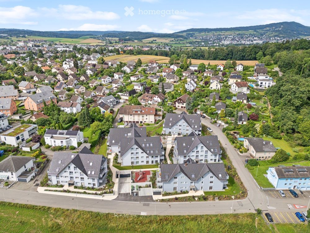 Moderne 2.5-Zimmer-Neubau-Wohnung mit Balkon in Niederglatt - Bild 1