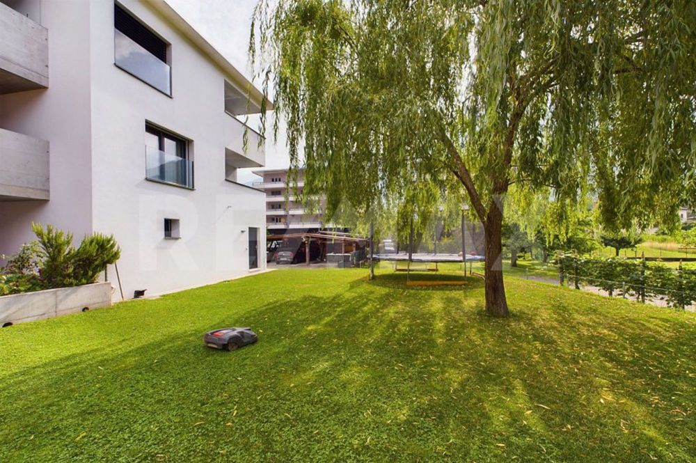 Apartment for sale in Roveredo, Switzerland - Bild 5