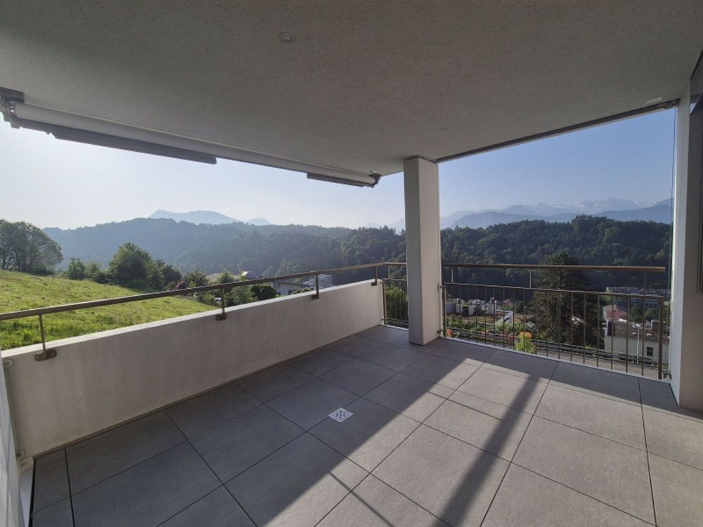 Willkommen an der Schädrütihalde 11 - Balkon