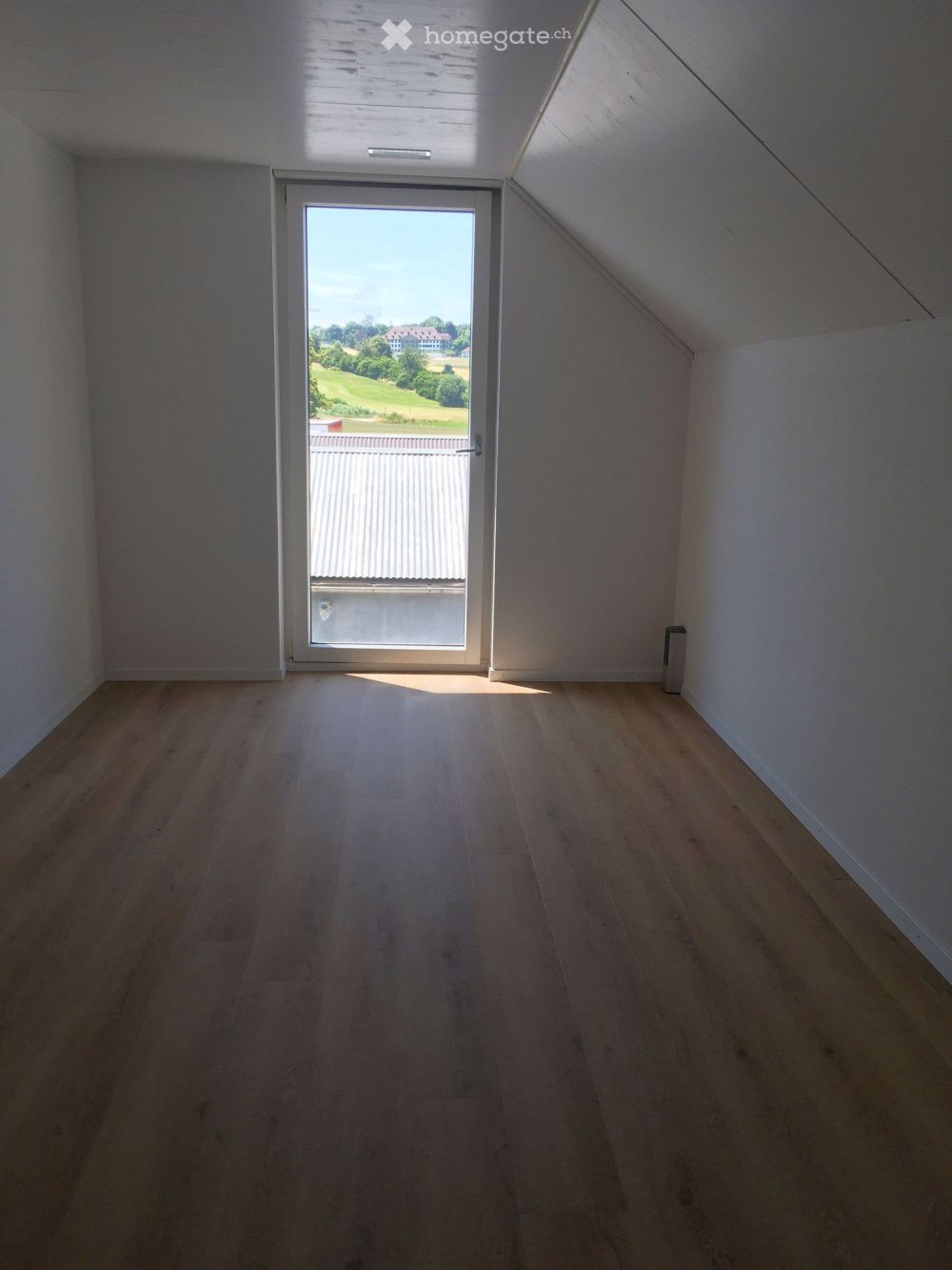 Frisch sanierte 4.5-Zimmerwohnung mit Aussicht – direkt am Moossee - Bild 6