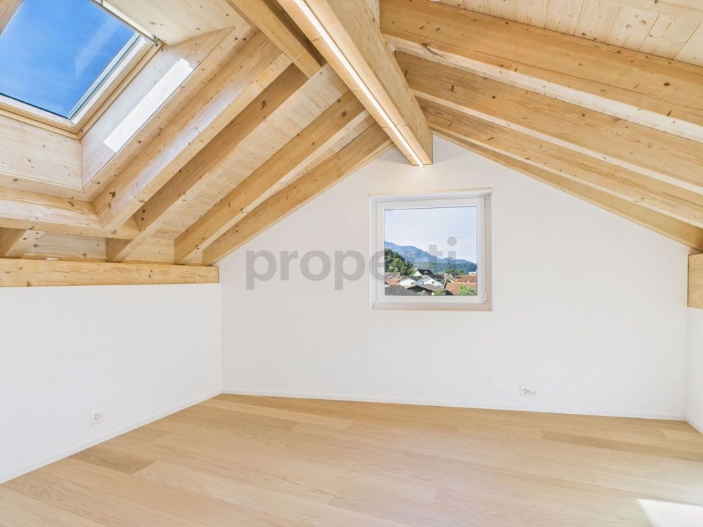 Traumhafte 4.5-Zimmer-Maisonettewohnung in Domat/Ems - Bild 7