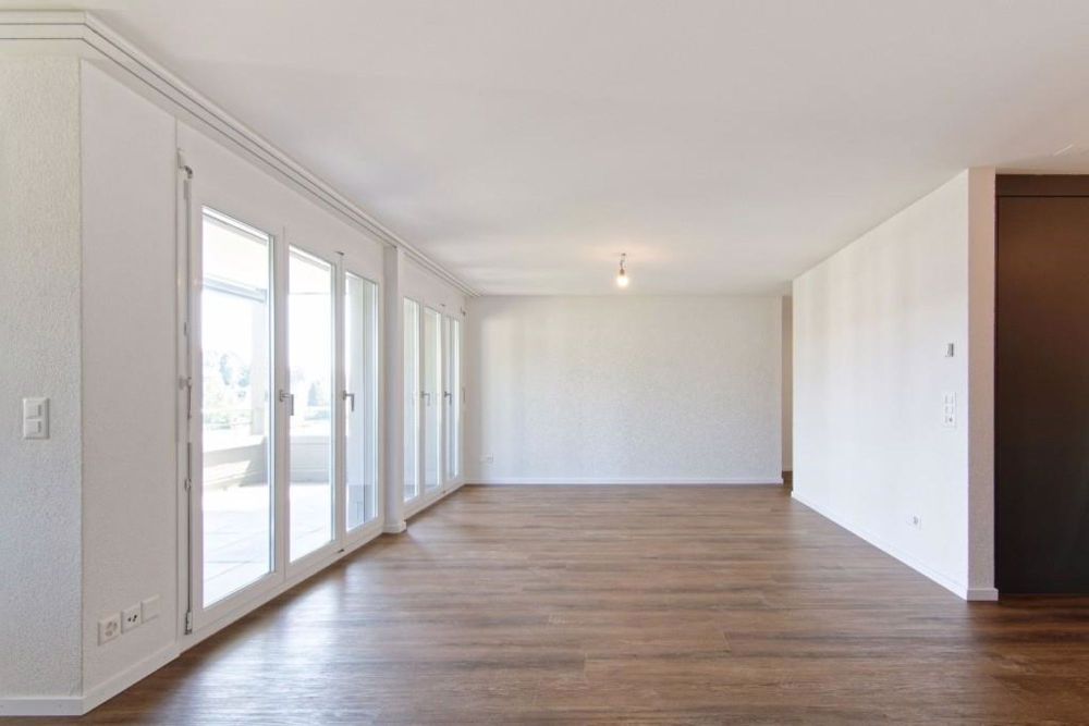 Grosszügige 5.5-Zimmer-Wohnung in Wil - Wohnzimmer