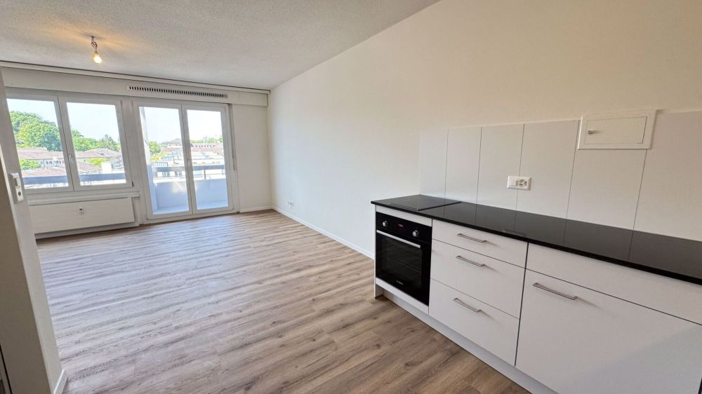 Neu Sanierte Moderne 1.0 Zimmer-Wohnung mit Herrliche Aussicht in Bern - Bild 1