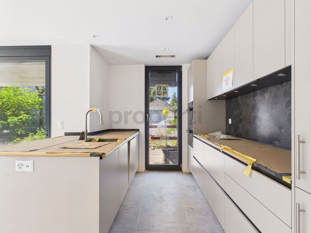 Exklusive 3.5-Zimmer-Neubauwohnung mit Terrasse und Garten in Bad Zurzach - Image 2