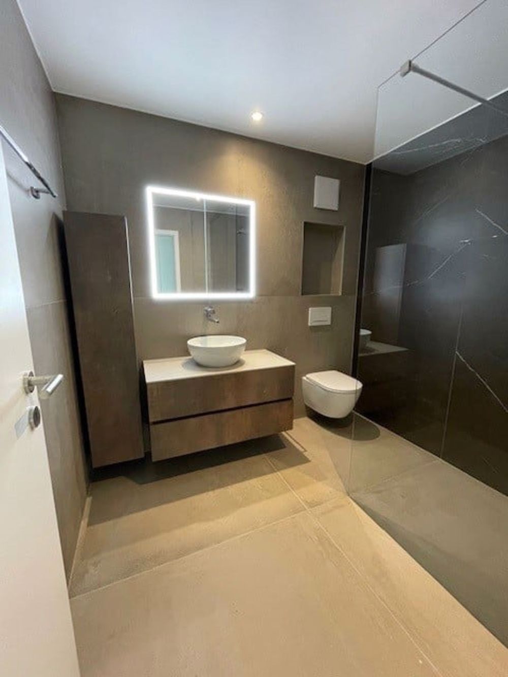 Magnifique appartement de 4,5 pièces avec vue panoramique à Neuchâtel - Bild 10