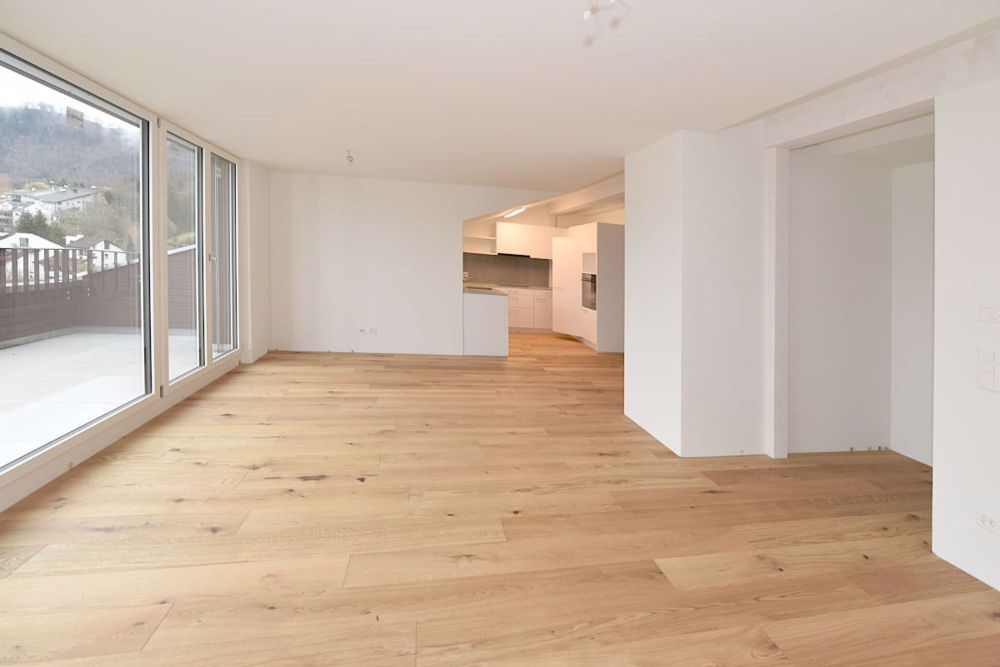 3.5 Zimmerwohnung mit toller Aussicht - Wohn- u. Esszimmer