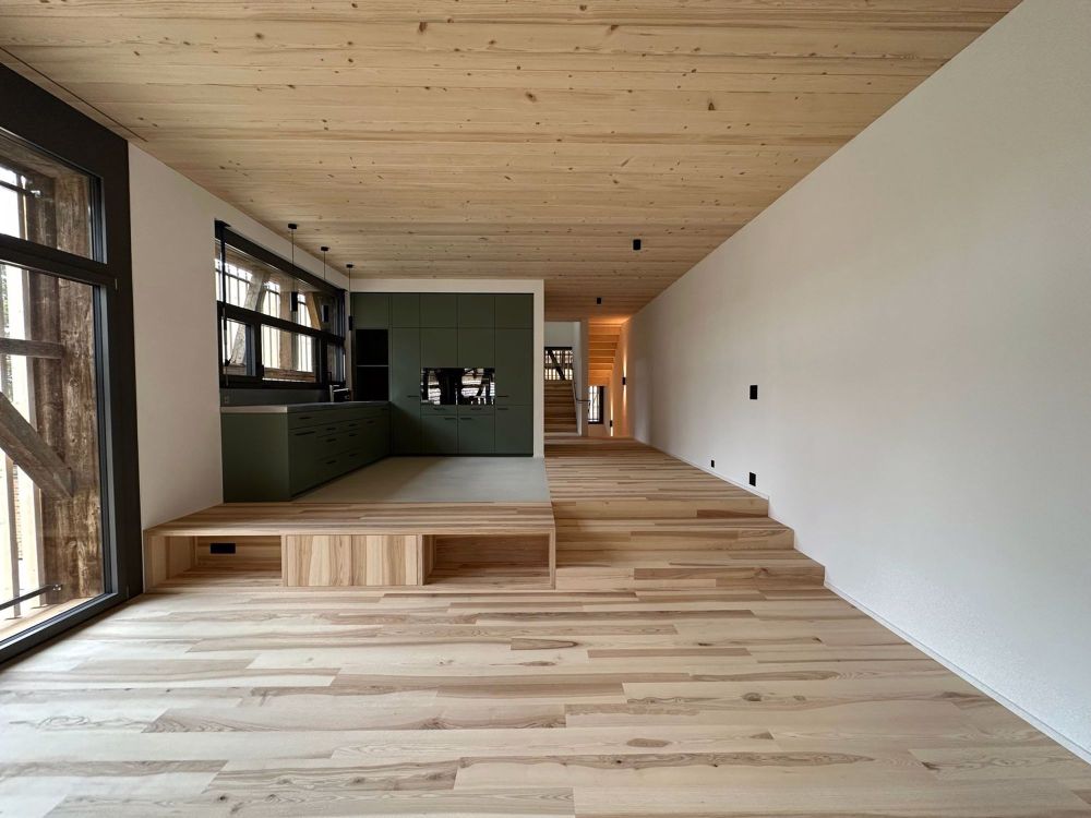 4.5-Zimmer-Maisonette-Wohnung in alter Weinbauernscheune in Küsnacht - Bild 10