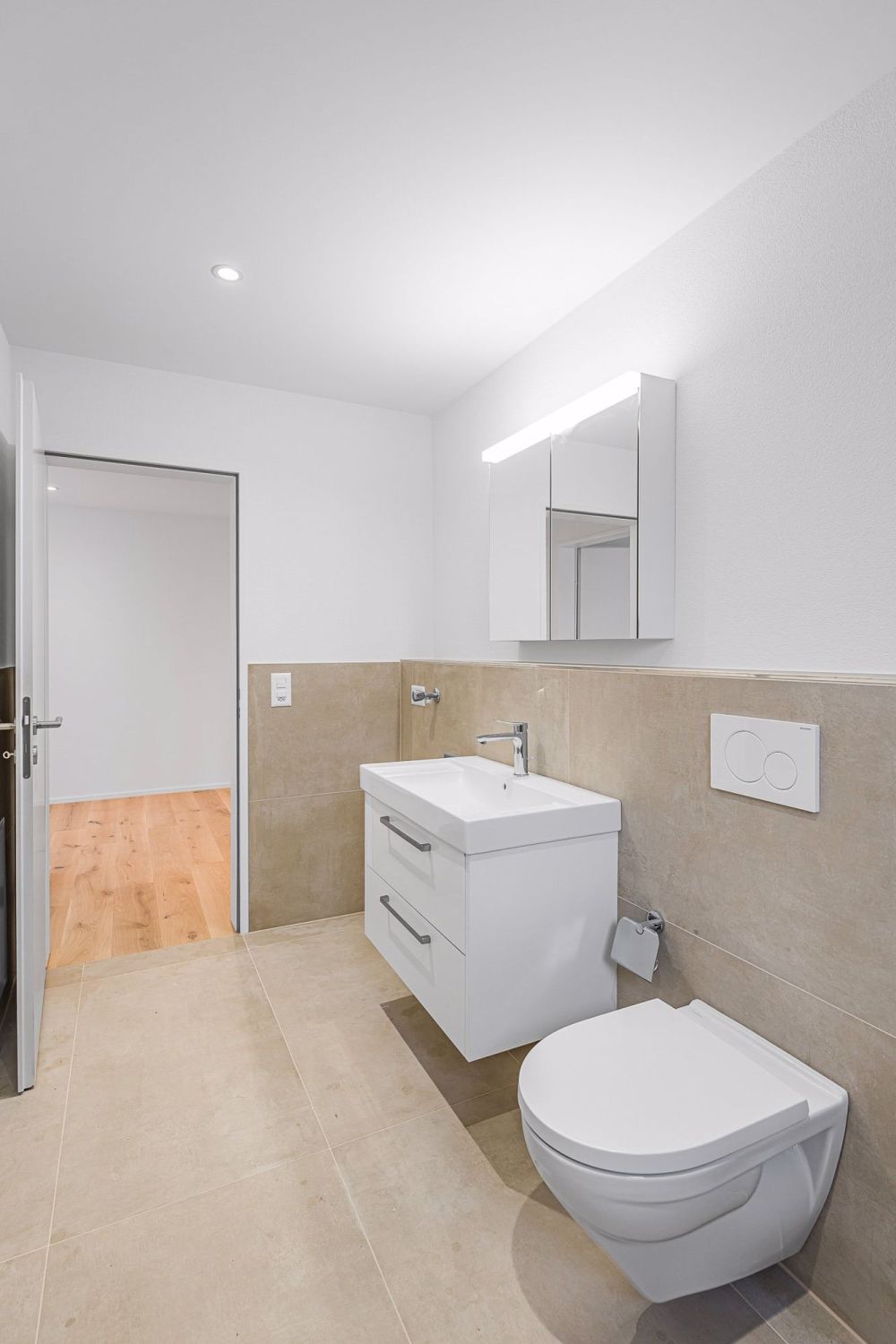 Exklusive Neubauwohnung mit Parkett und Top-Moderne Küche zu Vermieten! - Bild 6