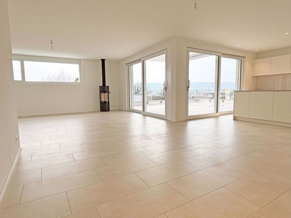 Sonniger Attika-Traum mit Schwedenofen - Bild 1