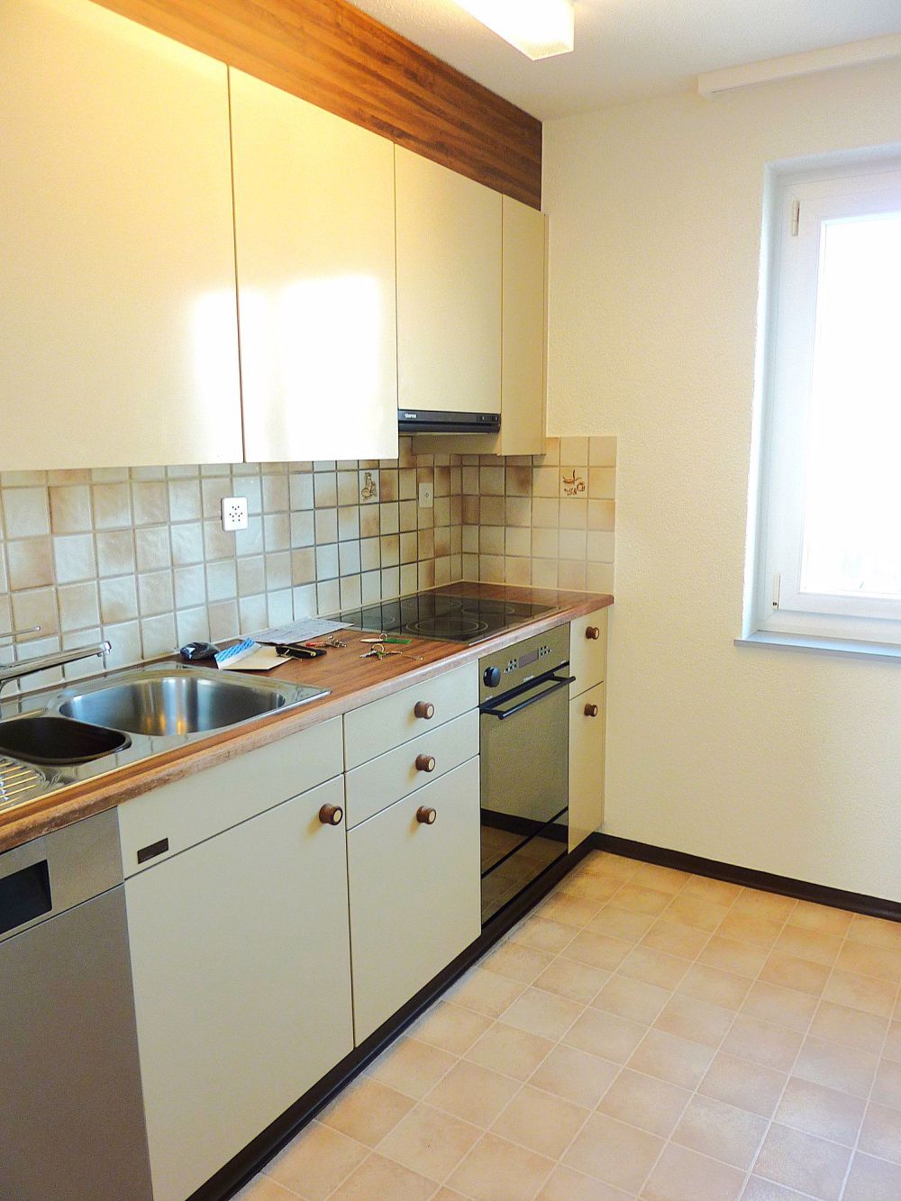 befristet bis 31.03.2026 - 4-Zimmerwohnung an ruhiger Lage - Bild 2