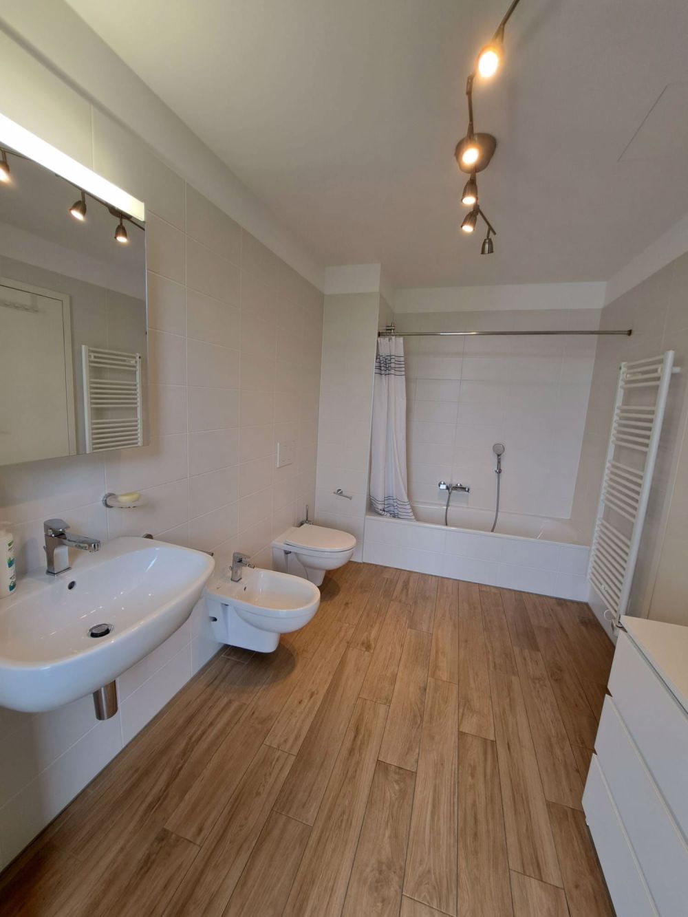 Modernes 4.5-Zimmer-Apartment im Zentrum von Lugano mit großer Terrasse - Bild 8