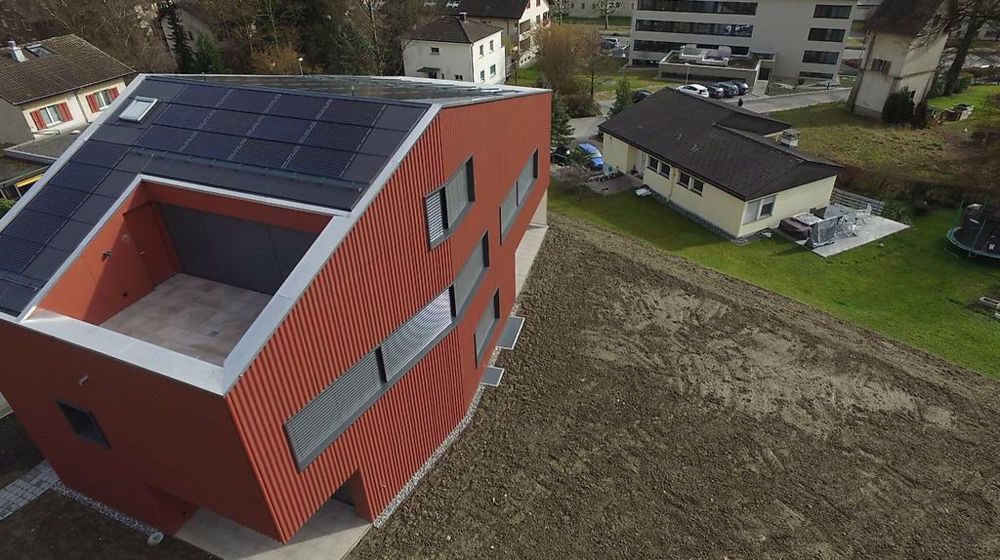 Moderne 4,5 Zimmer-Attika-Wohnung - Bild 1