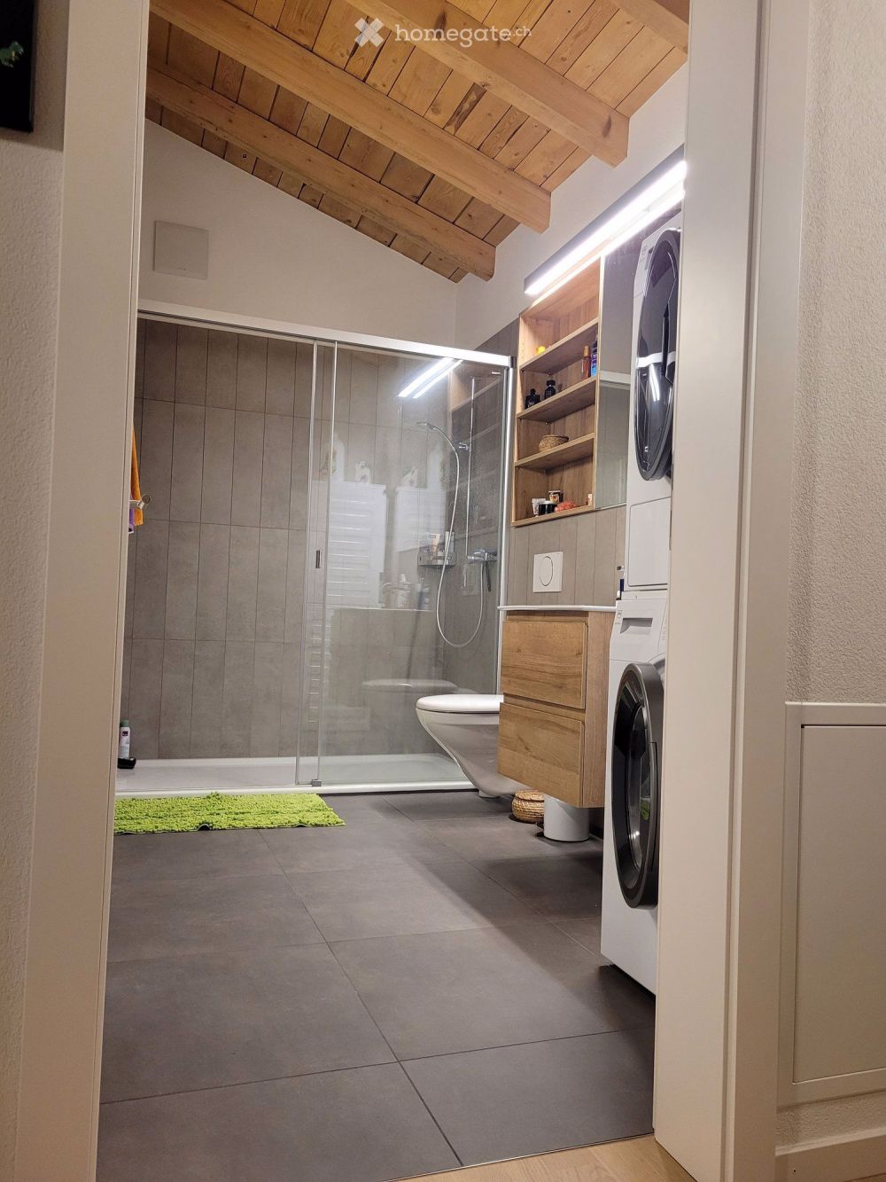 Grosszügige Dachwohnung in Kandergrund - Bild 3