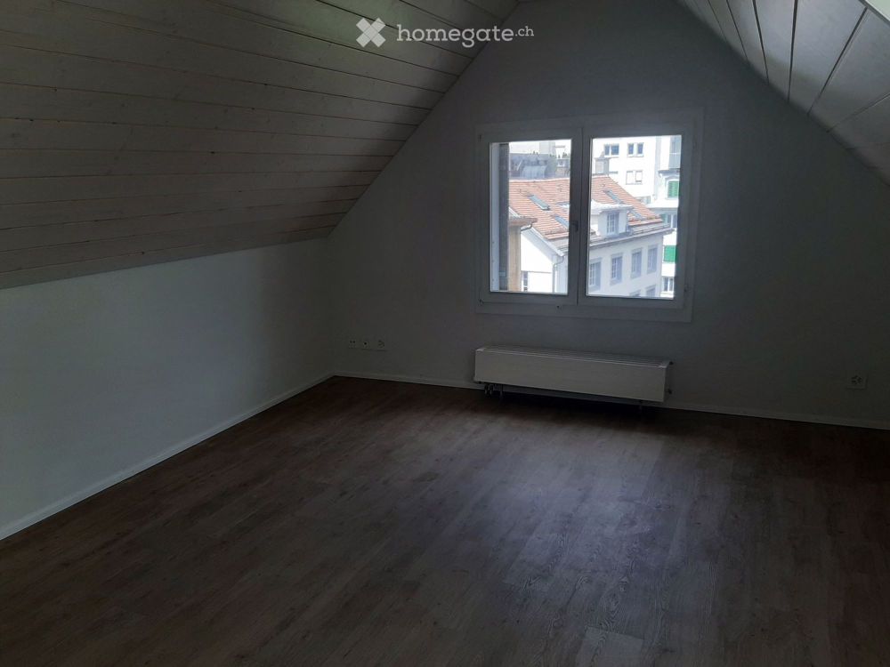Charmante 2.5-Zimmer-Wohnungen im Dorfkern Einsiedeln mit grosser Terrasse - Bild 5