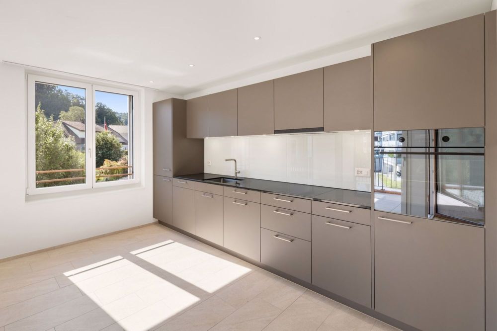 Hochmoderne 3.5-Zimmerwohnung mit Balkon im Erstbezug - Küche