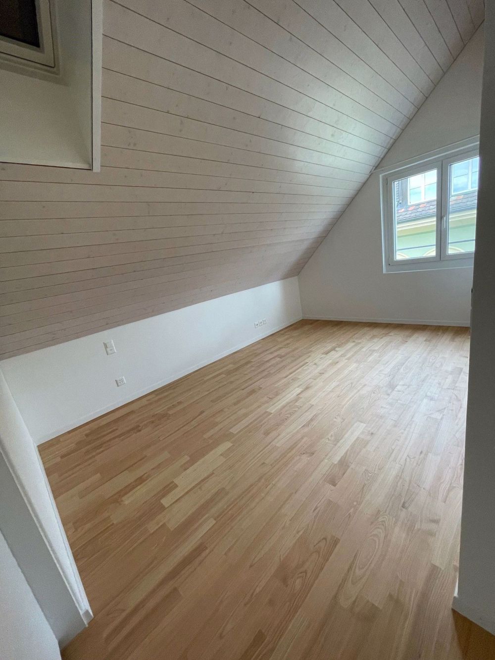 Exklusive Attikawohnung mit See- und Bergsicht - Bild 13