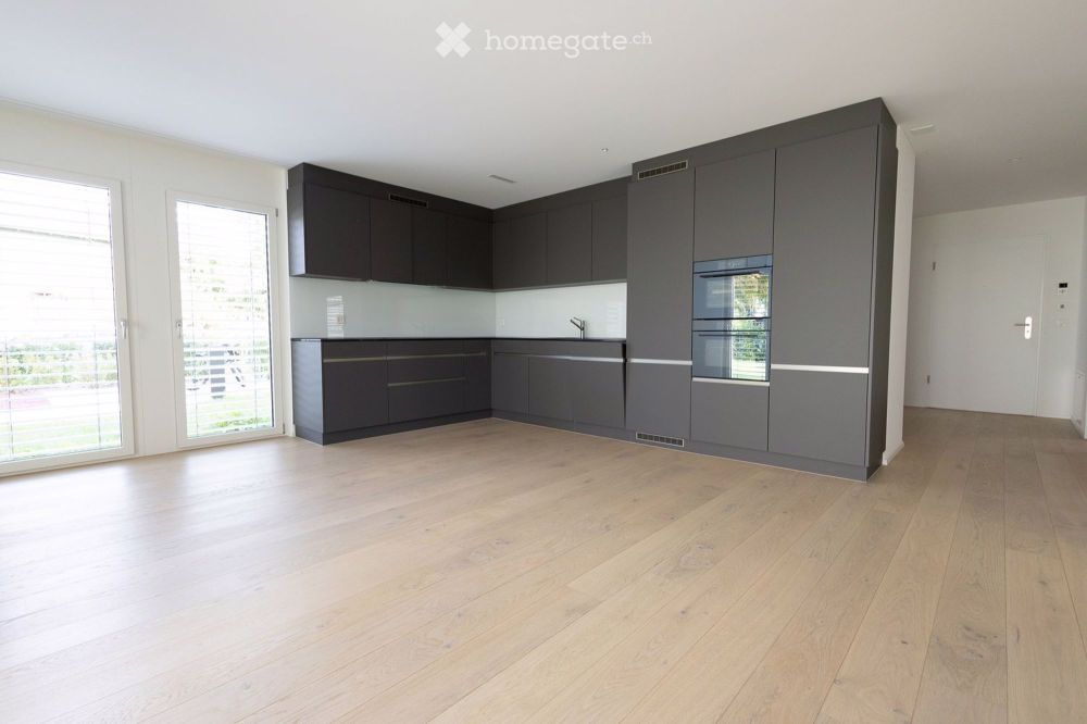 Moderne 3.5-Zimmer-Neubauwohnung mit grossem Garten inkl. Tiefgaragenparkplatz - Bild 3