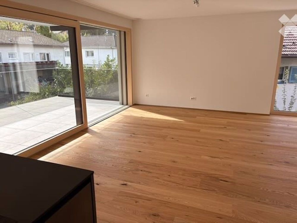 Nigelnagelneue 4.5-Zimmer-Wohnung mit Balkon und Einstellplatz in Brig-Glis - Bild 2