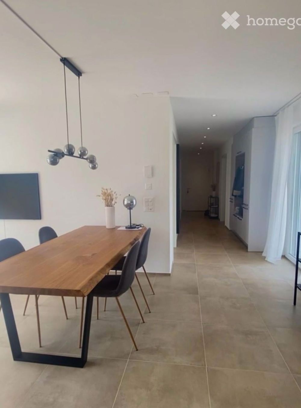Moderne 3.5-Zimmer-Dachwohnung mit zwei Terrassen in Bronschhofen - Bild 3
