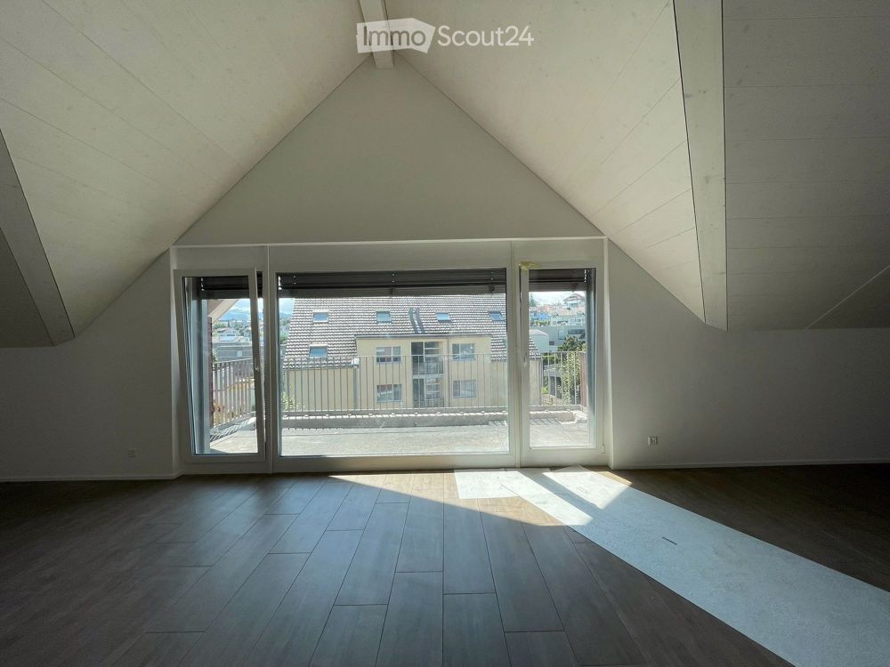 4.5-Zimmer Attikawohnung in Mörschwil mit Balkon und Garage / Erstvermietung - Bild 3