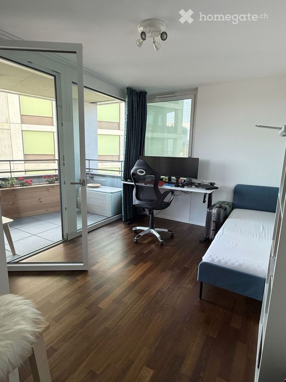 Modern 3.5-Room Apartment with Stunning Views in Neuhausen am Rheinfall - Bild 4