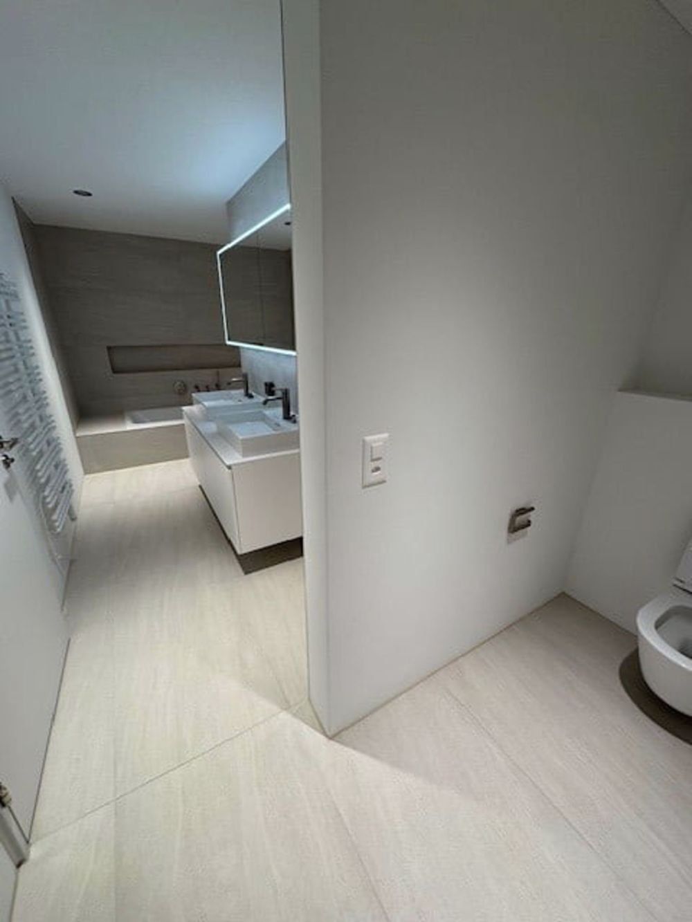 NEUBAUWOHNUNG - 3.5 Zimmer-Wohnung - sehr grosszügig und mit toller Aussicht und Ruhe - Bild 11