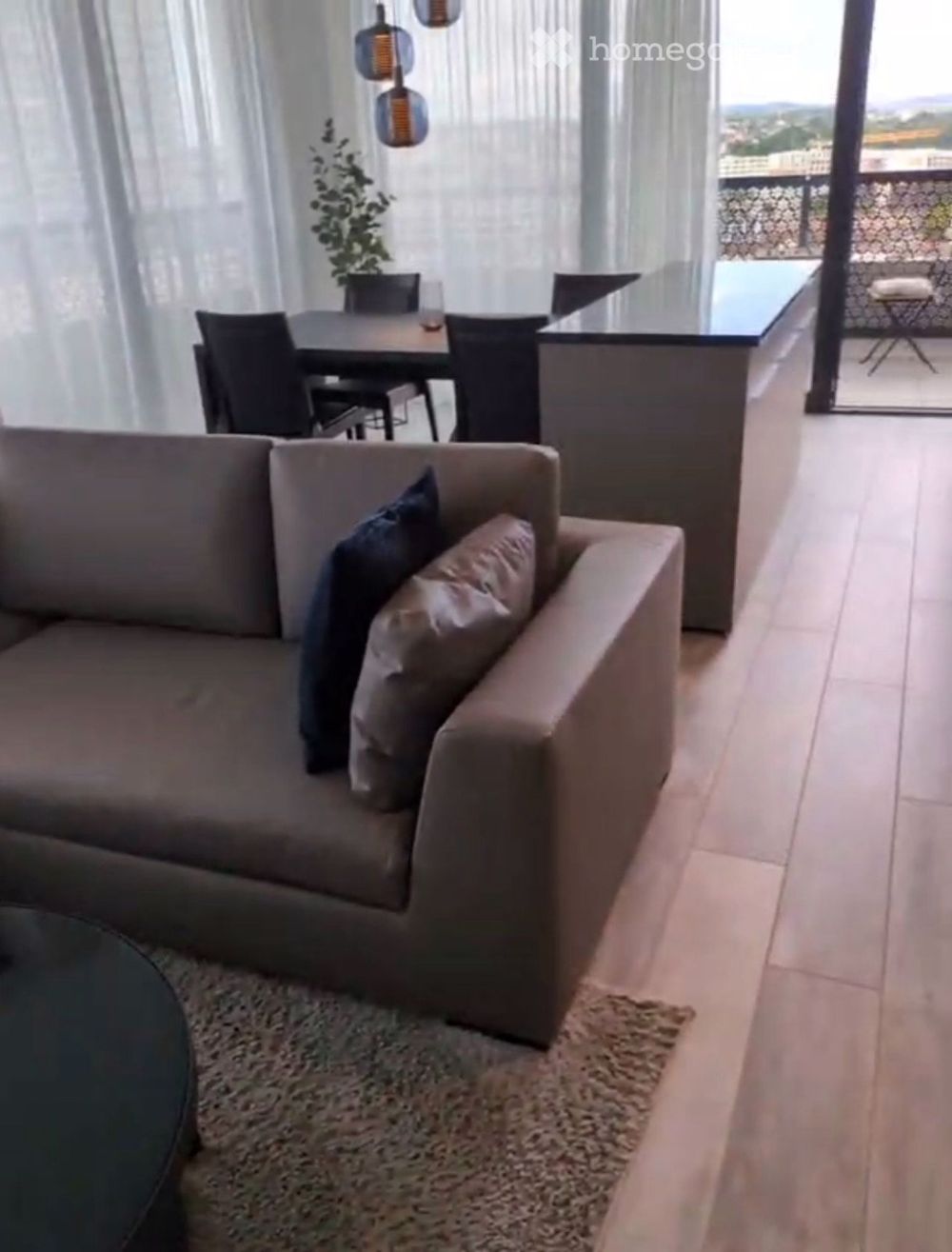 Exklusives Wohnen mit Weitblick - Bild 5