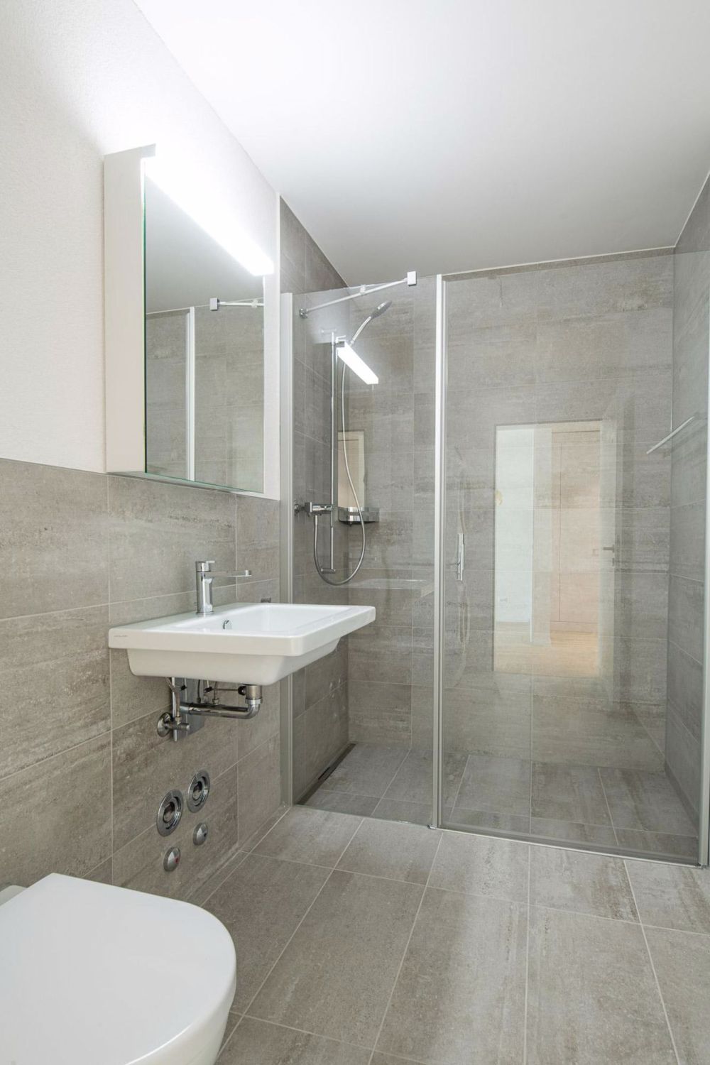 Moderne 1.5-Zimmer-Wohnung im Herzen von Neuhausen! - Bild 6