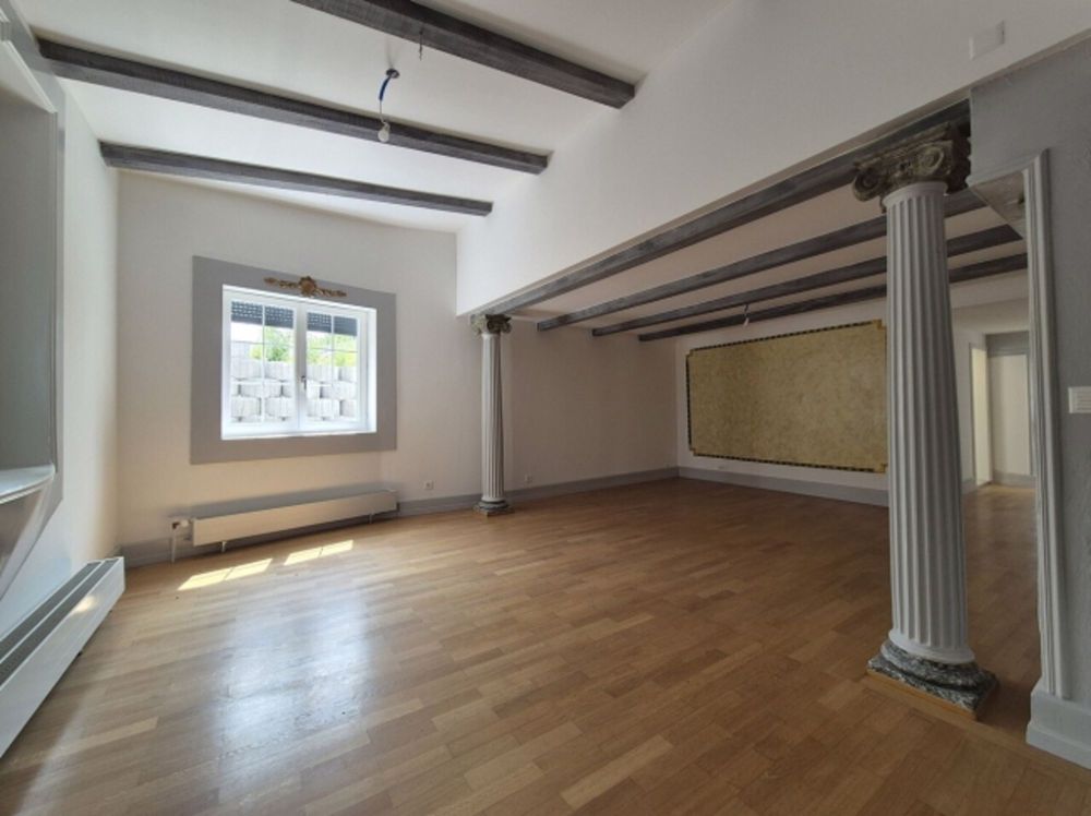 Hervorragendes Einfamilienhaus von mehr als 250 m², auf zwei Ebenen, hohes Ansehen - Bild 10