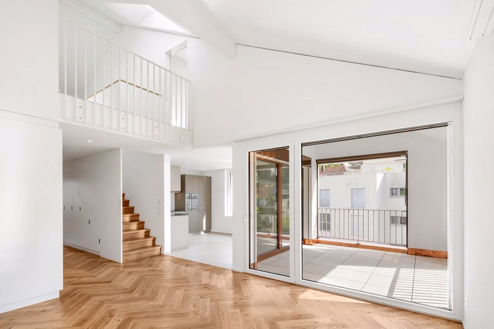 Maisonette-Dach-Wohnung mit Galerie im Erstbezug - Wohnzimmer