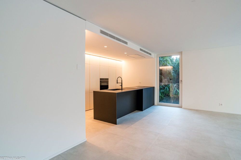 BISSONE – APPARTAMENTO DI ALTO STANDING VISTA LAGO - Bild 3