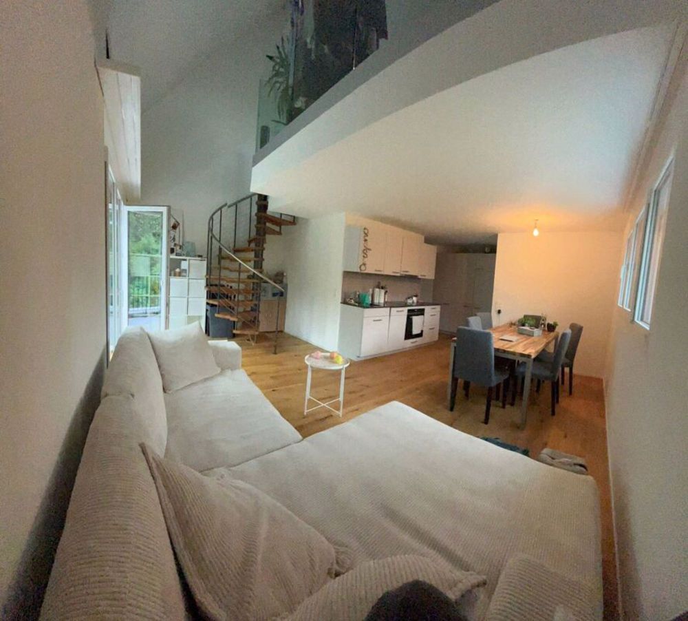 Moderne 2-Zimmer-Galeriewohnung in Hombrechtikon zu vermieten - Bild 1