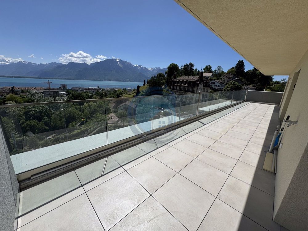 Wohnung mit 2,5 Zimmern im Dachgeschoss mit Panoramablick auf den See - Bild 9
