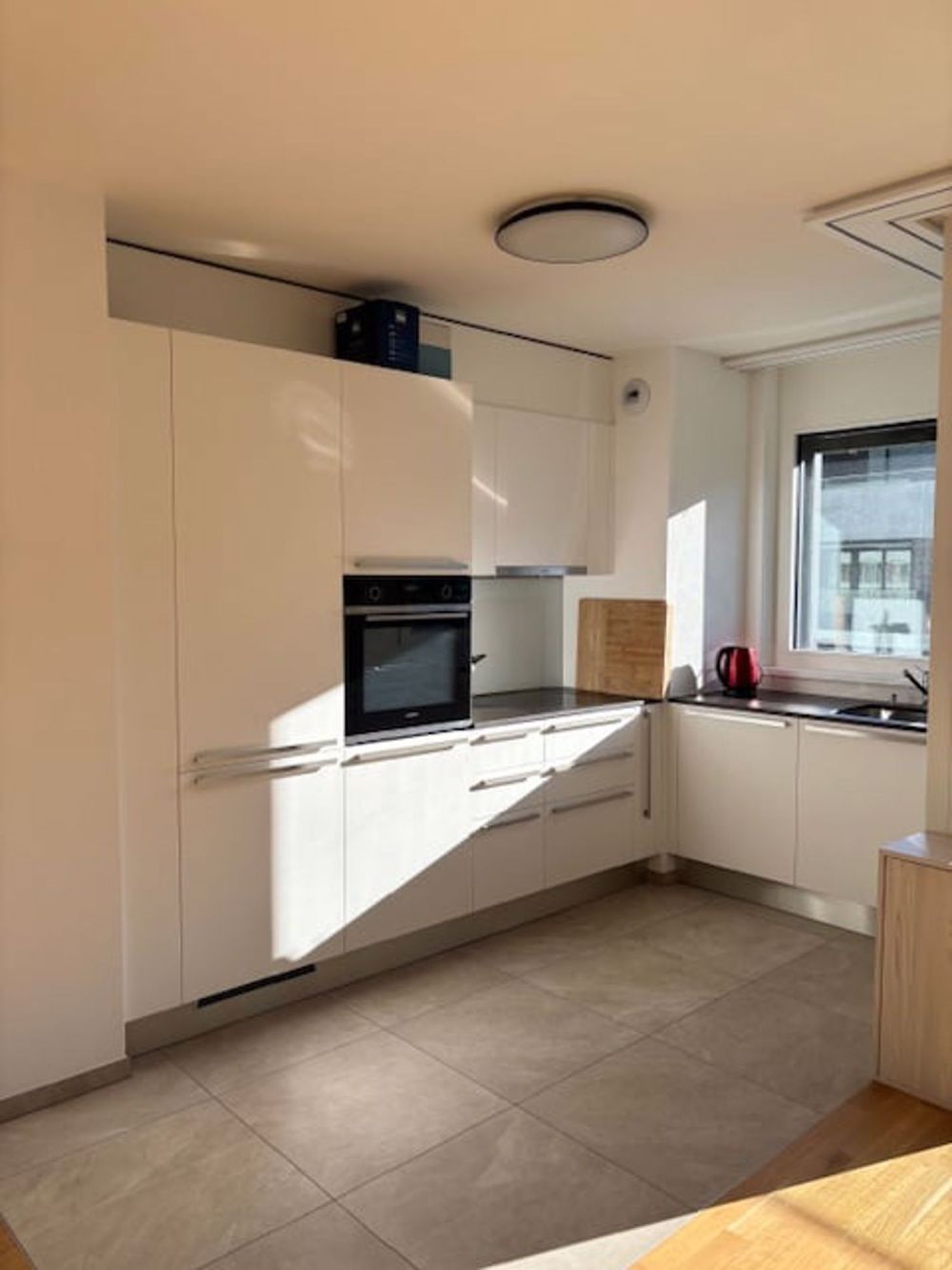 Schönes 3.5-Zimmer-Möbelhaus zur Miete in Chavannes-près-Renens - Bild 3