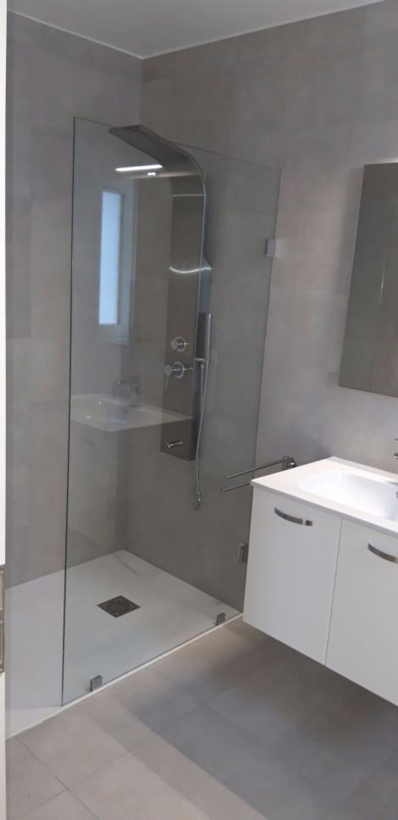 4 PRÄCHTIGE NEUE VILLAS IN BOUVERET, TERRASSE UND GARTEN, 1. MIETE GRATIS - Bild 9