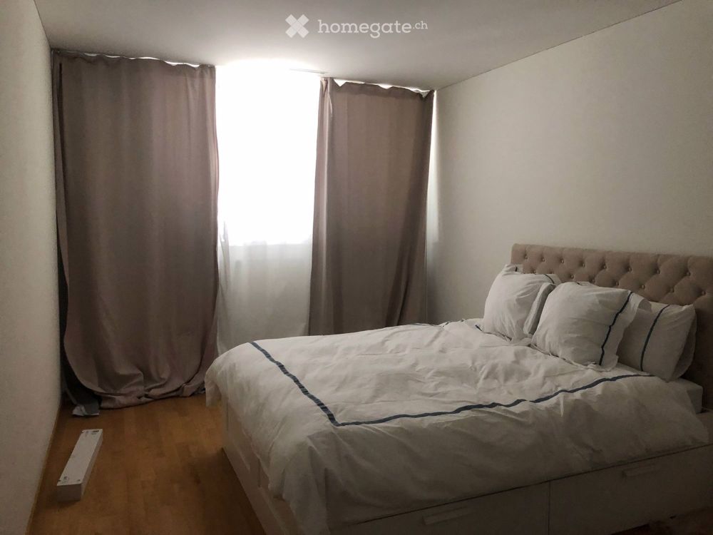 Moderne 5.5-Zimmer-Wohnung in Glattpark mit Balkon und Garage - Bild 4