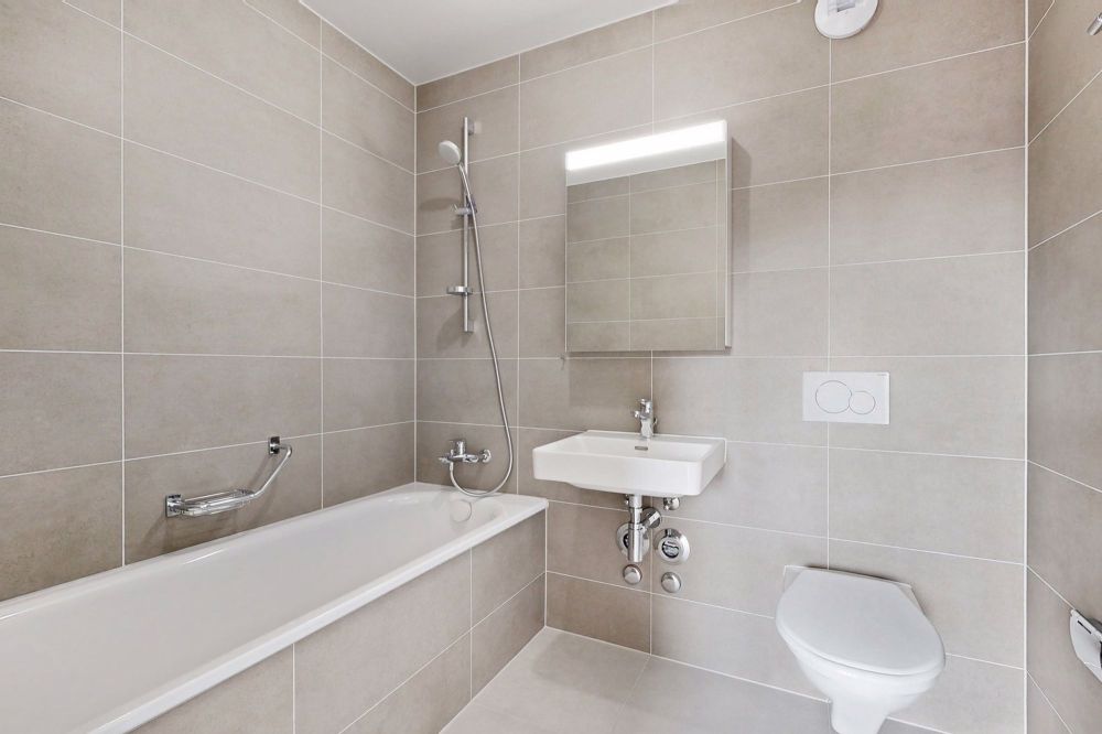 Appartement de 4.5 pièces au 4ème étage à Chêne Park à Renens - Salle de bain